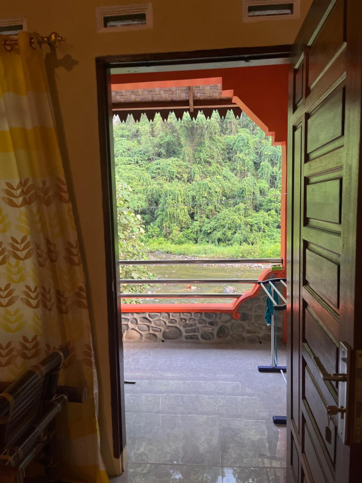Ridho'S Homestay & Jungle Trekking 武吉拉旺 外观 照片
